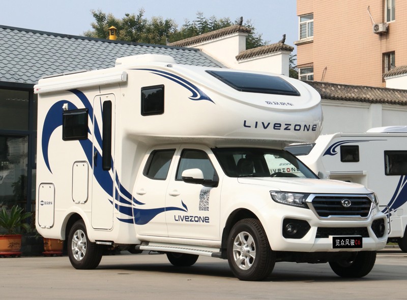 上下鋪床的房車，空間利用真合適