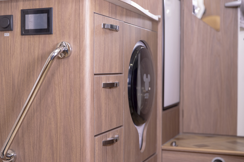 2021年選房車，自動檔、大空間、國六