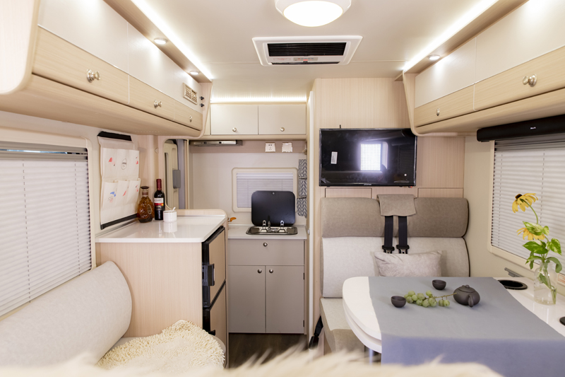 北京展會開展，房車種類還挺多