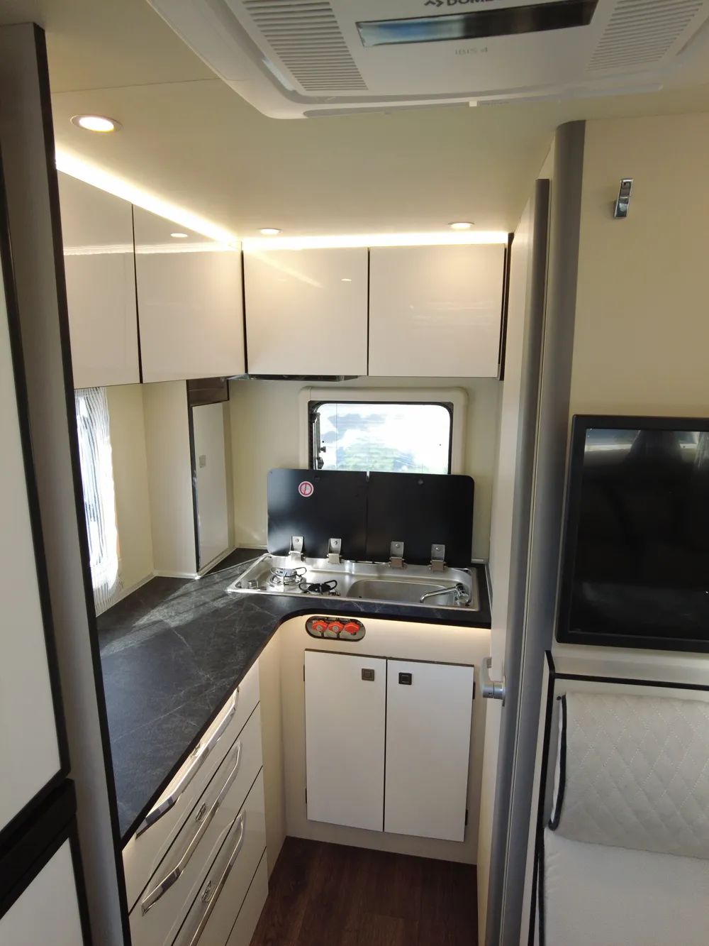 疫情之下,我們為什么選擇房車出行? 疫情之下,我們為什么選擇房車出行?