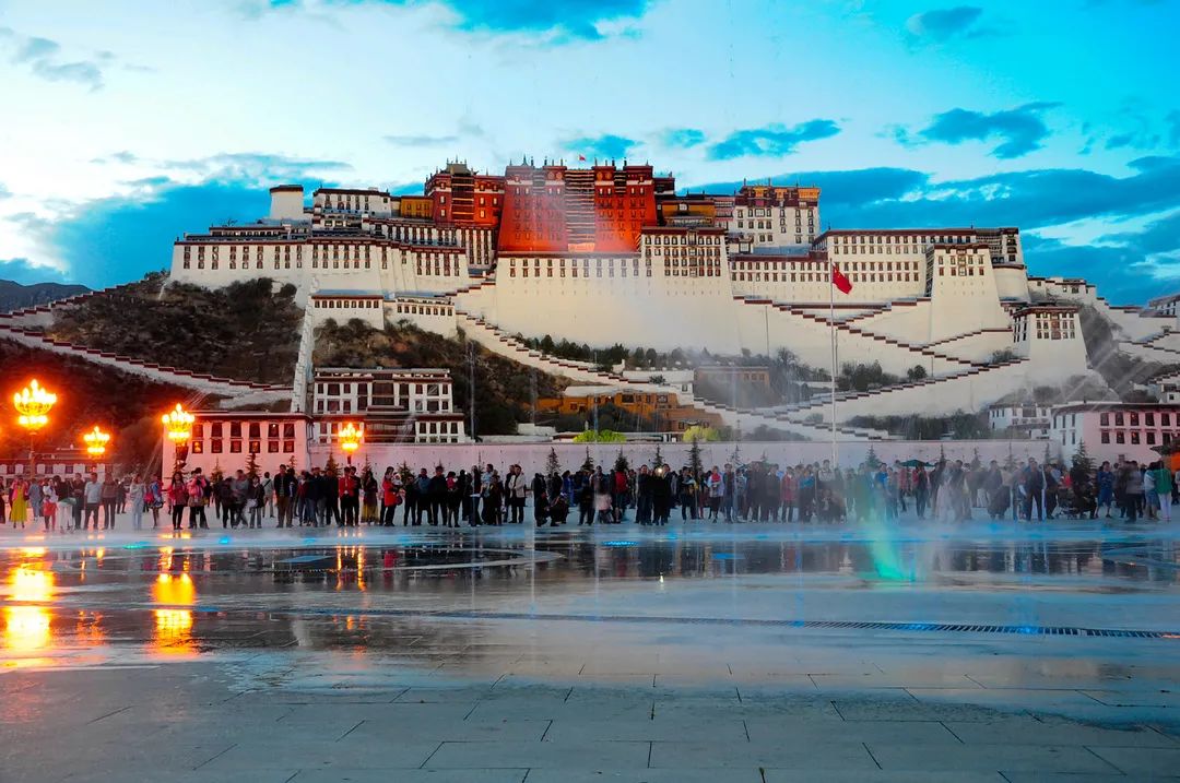 雪域西藏,此生必駕—— 自由炮護航! 雪域西藏,此生必駕—— 自由炮護航!