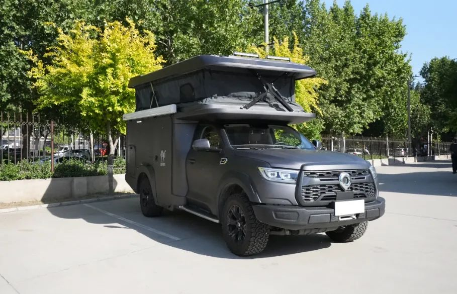 氣場全開!駱駝房車最強全明星陣容,齊了! 氣場全開!駱駝房車最強全明星陣容,齊了!