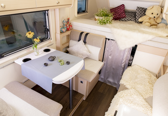 有四驅才是王道，這兩款國產房車可選